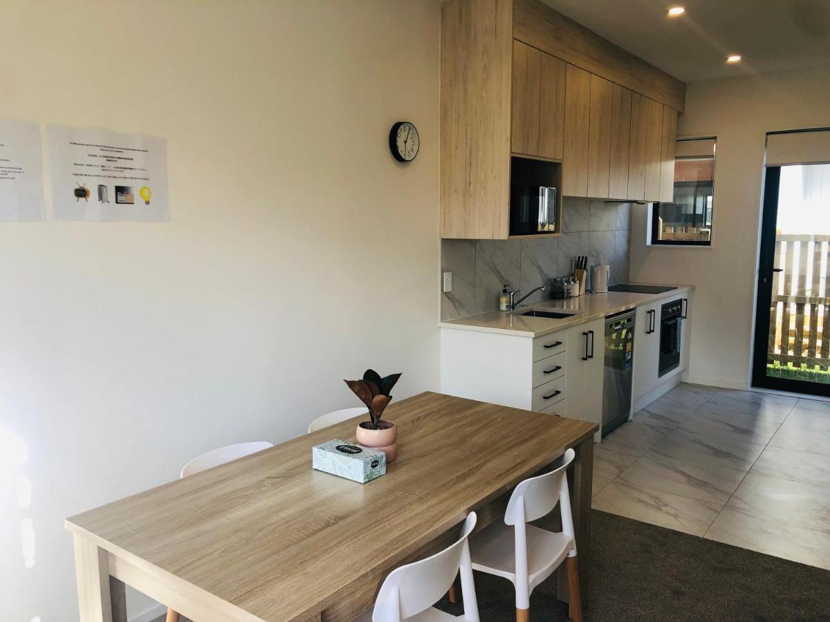 Cozy Brand New Townhouse 24 Villa Auckland Exterior photo