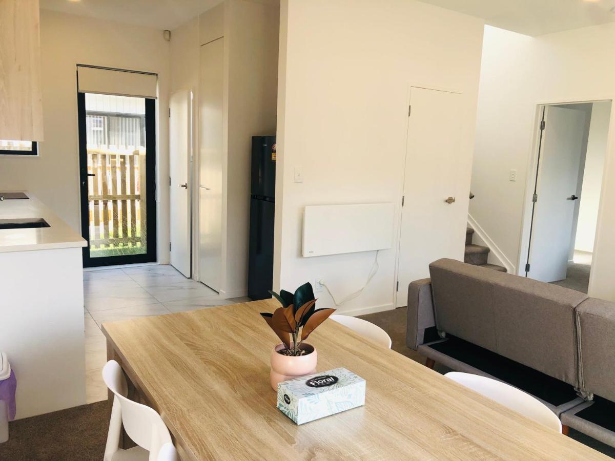 Cozy Brand New Townhouse 24 Villa Auckland Exterior photo